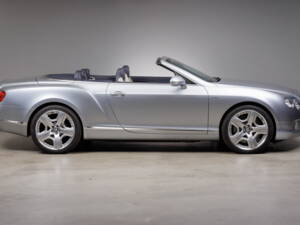 Afbeelding 7/41 van Bentley Continental GTC W12 (2014)