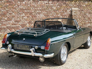 Image 35/50 of MG MGB (1969)