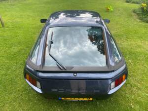 Immagine 8/19 di Porsche 928 S (1983)