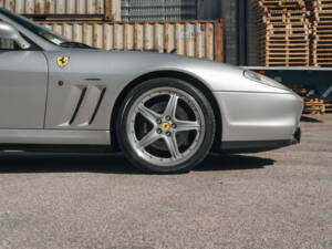 Afbeelding 40/86 van Ferrari 575M Maranello (2005)
