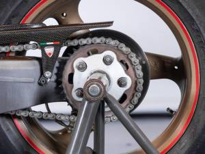 Afbeelding 15/43 van Ducati DUMMY (2000)