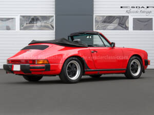 Imagen 4/29 de Porsche 911 Carrera 3.2 (1984)