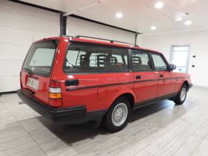 Imagen 4/15 de Volvo 240 Polar (1991)