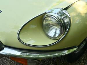 Bild 19/39 von Jaguar E-Type (2+2) (1970)