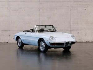 Bild 3/23 von Alfa Romeo 1750 Spider (1969)