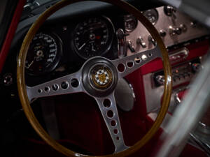 Immagine 81/99 di Jaguar E-Type 3.8 (1964)