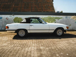 Image 5/8 of Mercedes-Benz 380 SL (1983)