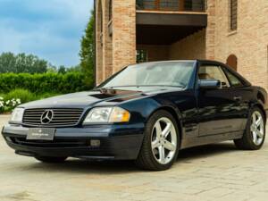 Bild 1/50 von Mercedes-Benz SL 500 (1998)