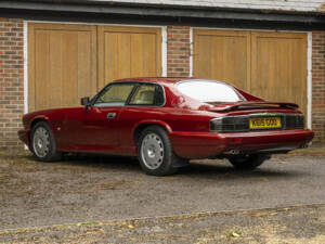 Image 4/50 of Jaguar XJS 6.0 (1993)