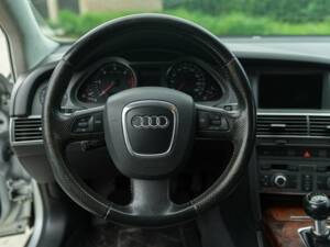 Bild 45/50 von Audi A6 2.7 T allroad quattro (2006)