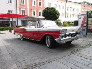 Image 13/31 of Ford Fairlane Skyliner (1959)