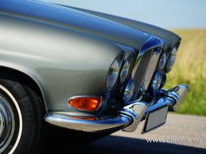Image 7/22 of Jaguar Mk X 3.8 (1962)