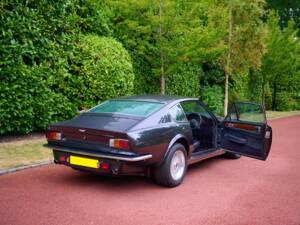 Imagen 10/48 de Aston Martin V8 Zagato Vantage X-Pack (1990)