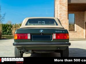 Bild 7/15 von BMW 325i (1986)