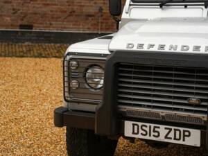 Image 33/50 de Land Rover Defender 110 (2015)