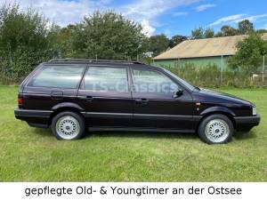 Image 8/15 of Volkswagen Passat Variant 1.8 (1992)