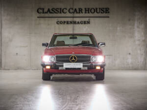Image 14/89 of Mercedes-Benz 560 SL (1986)