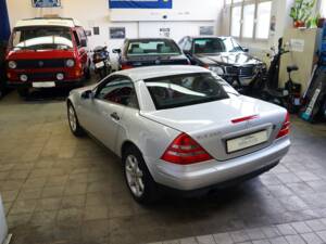 Bild 12/40 von Mercedes-Benz SLK 230 Kompressor (1999)