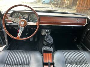 Immagine 13/43 di Alfa Romeo Giulia 1600 Giardinetta (1971)