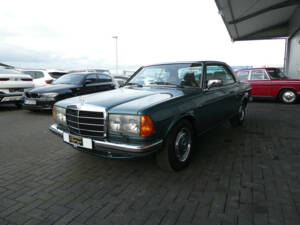 Image 3/24 of Mercedes-Benz 280 CE (1981)