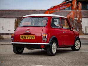 Image 3/8 de Austin Mini 1000 (1980)