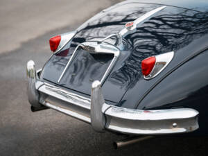 Image 6/19 of Jaguar XK 150 3.4 S OTS (1958)