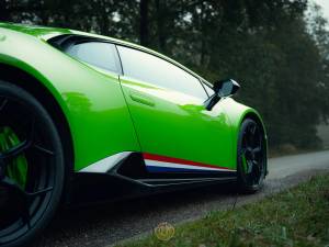 Image 20/50 of Lamborghini Huracán Performante (2018)