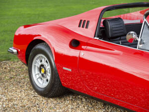 Bild 10/31 von Ferrari Dino 246 GTS (1973)