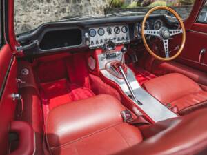 Image 33/50 of Jaguar Type E 3.8 (1963)