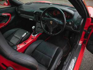 Image 2/39 de Porsche 911 Turbo S (2005)