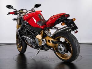 Immagine 2/50 di MV Agusta DUMMY (2008)