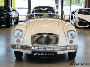 Image 5/65 of MG MGA 1600 (1960)