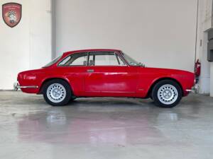 Bild 7/63 von Alfa Romeo Giulia GT 1300 Junior (1973)