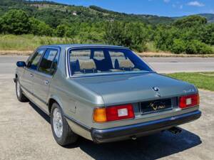 Bild 6/50 von BMW 745i (1982)