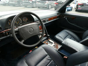Imagen 9/26 de Mercedes-Benz 560 SEC (1987)