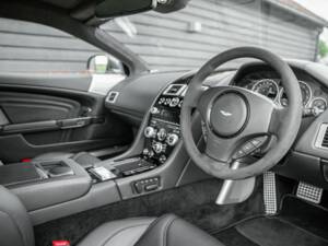 Image 45/50 of Aston Martin DBS (2011)