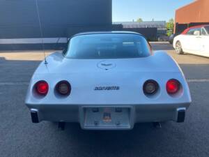 Image 5/19 of Chevrolet Corvette Sting Ray (1979)