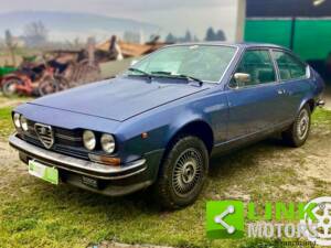 Image 3/10 of Alfa Romeo Alfetta GTV 2000 (1977)