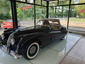 Bild 47/54 von Jaguar XK 140 OTS (1957)