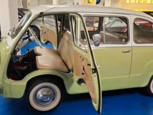 Image 17/36 of FIAT 600 D Multipla (1964)