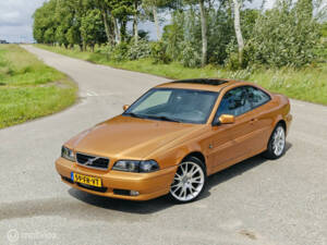 Imagen 2/32 de Volvo C70 2.4 T (1999)