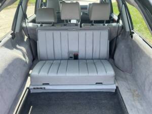 Bild 13/79 von Mercedes-Benz 300 TE 4-Matic (1992)