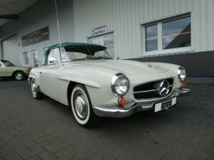 Image 1/29 of Mercedes-Benz 190 SL (1961)