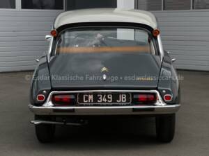 Immagine 4/35 di Citroën DS 21 (1968)