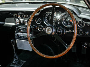 Afbeelding 26/47 van Aston Martin DB 6 Vantage (1966)