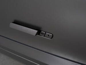 Image 24/33 of Mercedes-Benz SLS AMG (2010)