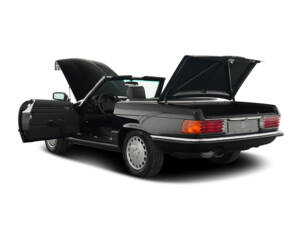 Imagen 8/54 de Mercedes-Benz 560 SL (1989)