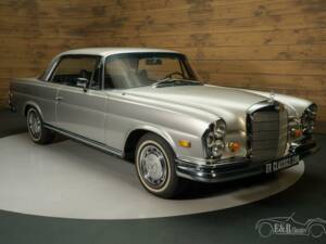 Image 3/18 of Mercedes-Benz 280 SE (1970)