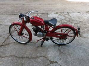 Imagen 5/12 de Moto Guzzi DUMMY (1949)