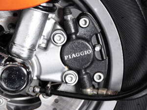Image 22/28 of Piaggio DUMMY (1998)